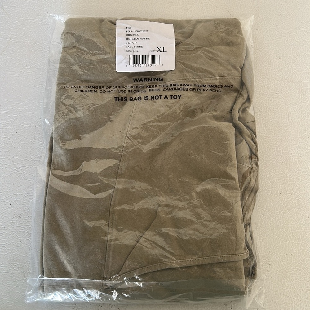 Free People Movement Hot Shot Onesie in Sage Stone Army size XL - Picture 6 of 8